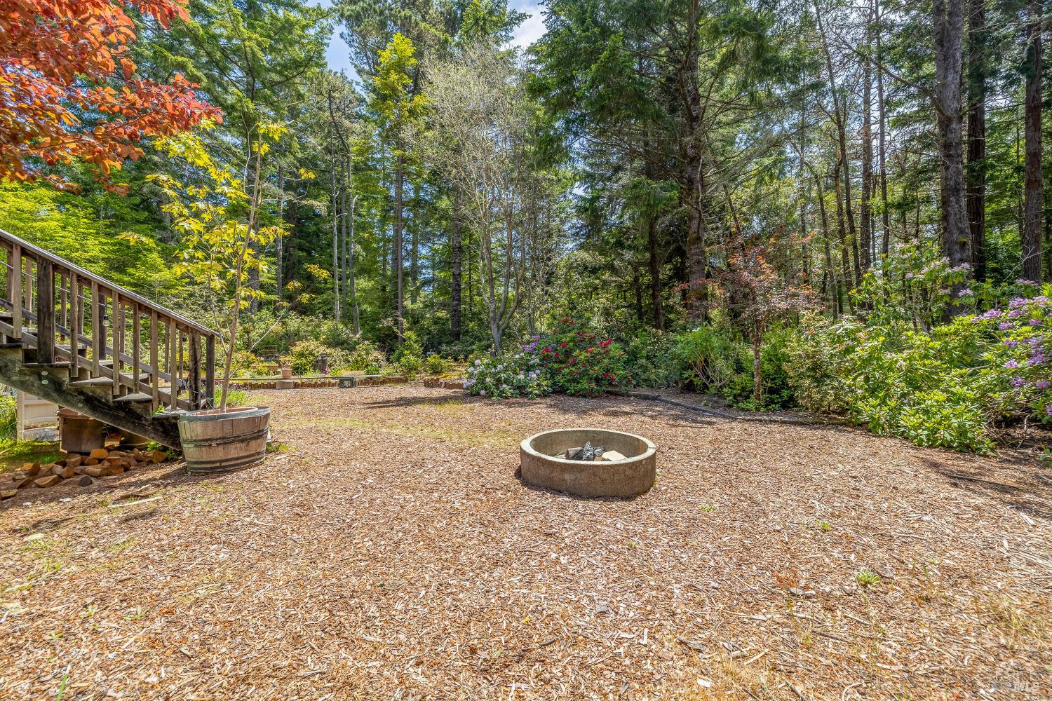 43150 Little Lake Road Mendocino CA 95460