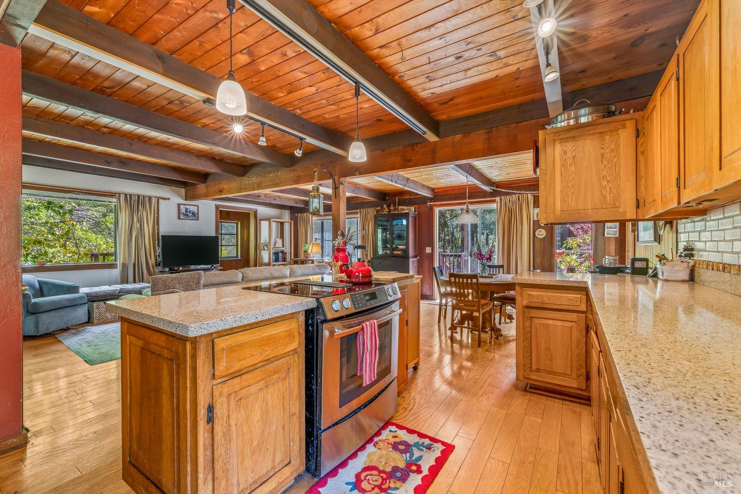43150 Little Lake Road Mendocino CA 95460