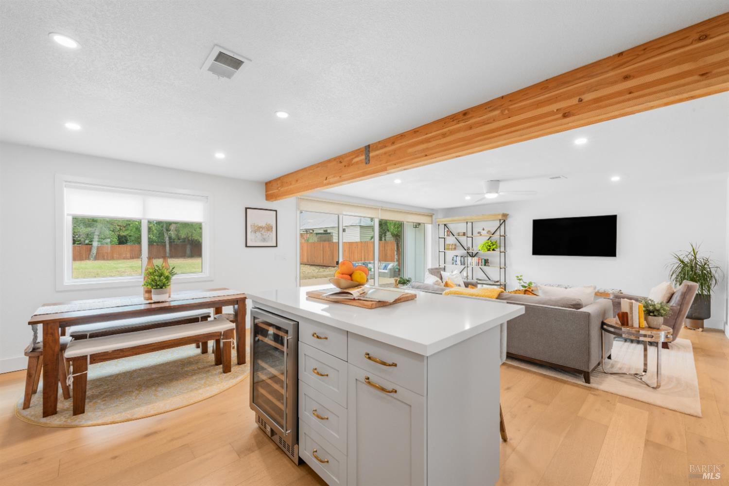 1133 Oak Avenue St. Helena CA 94574