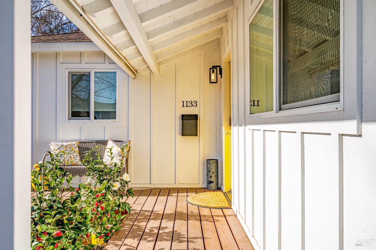 1133 Oak Avenue St. Helena CA 94574