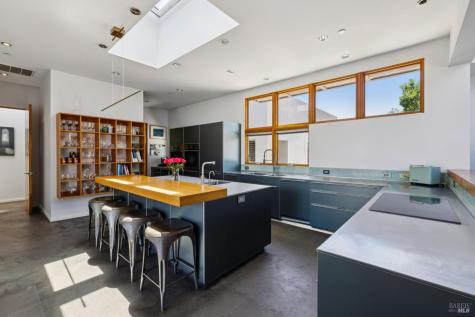20420 5th Street E Sonoma CA 95476