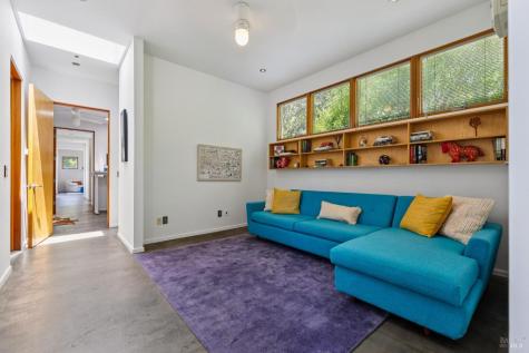20420 5th Street E Sonoma CA 95476