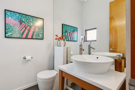 20420 5th Street E Sonoma CA 95476