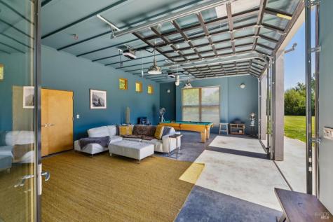 20420 5th Street E Sonoma CA 95476
