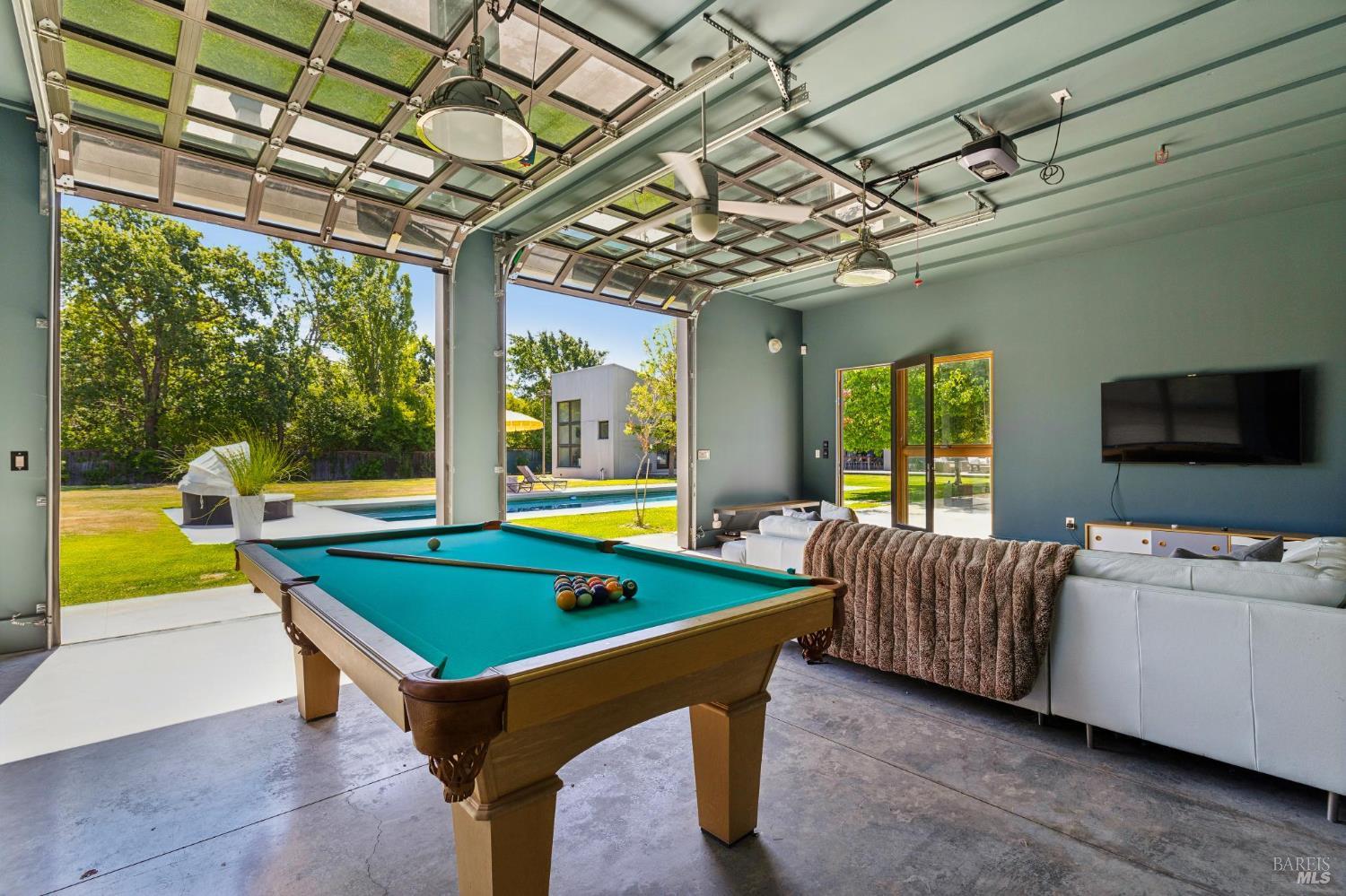 20420 5th Street E Sonoma CA 95476