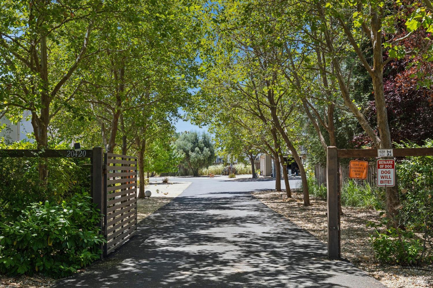 20420 5th Street E Sonoma CA 95476