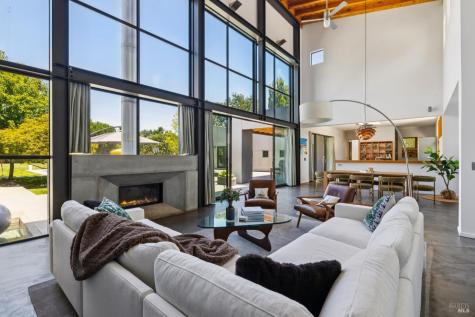 20420 5th Street E Sonoma CA 95476