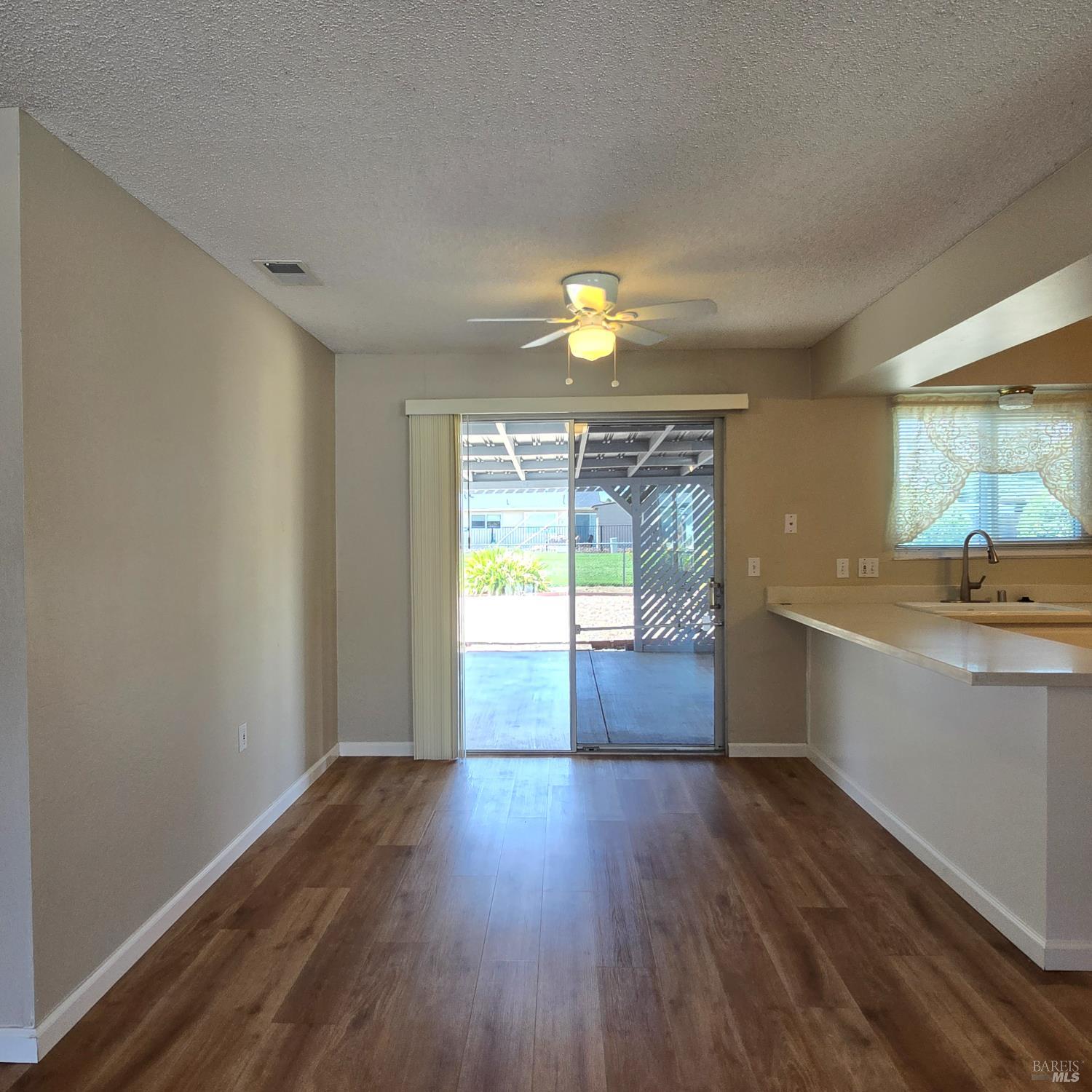 102 Lassen Circle Vacaville CA 95687