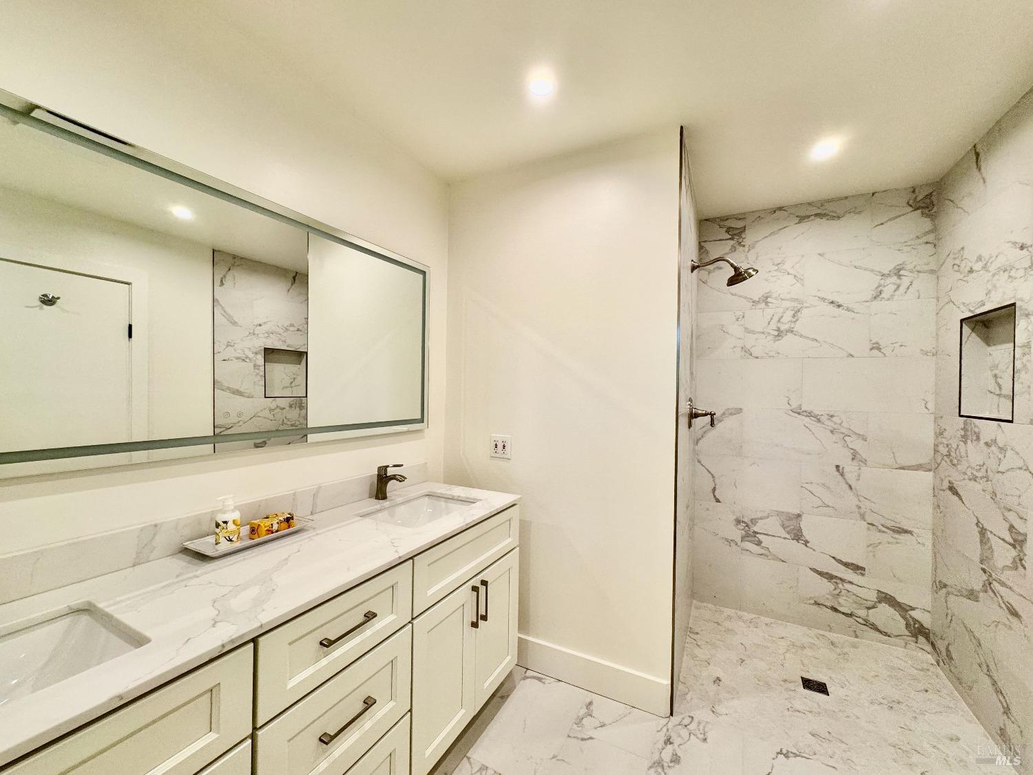1701 Zinfandel Lane St. Helena CA 94574