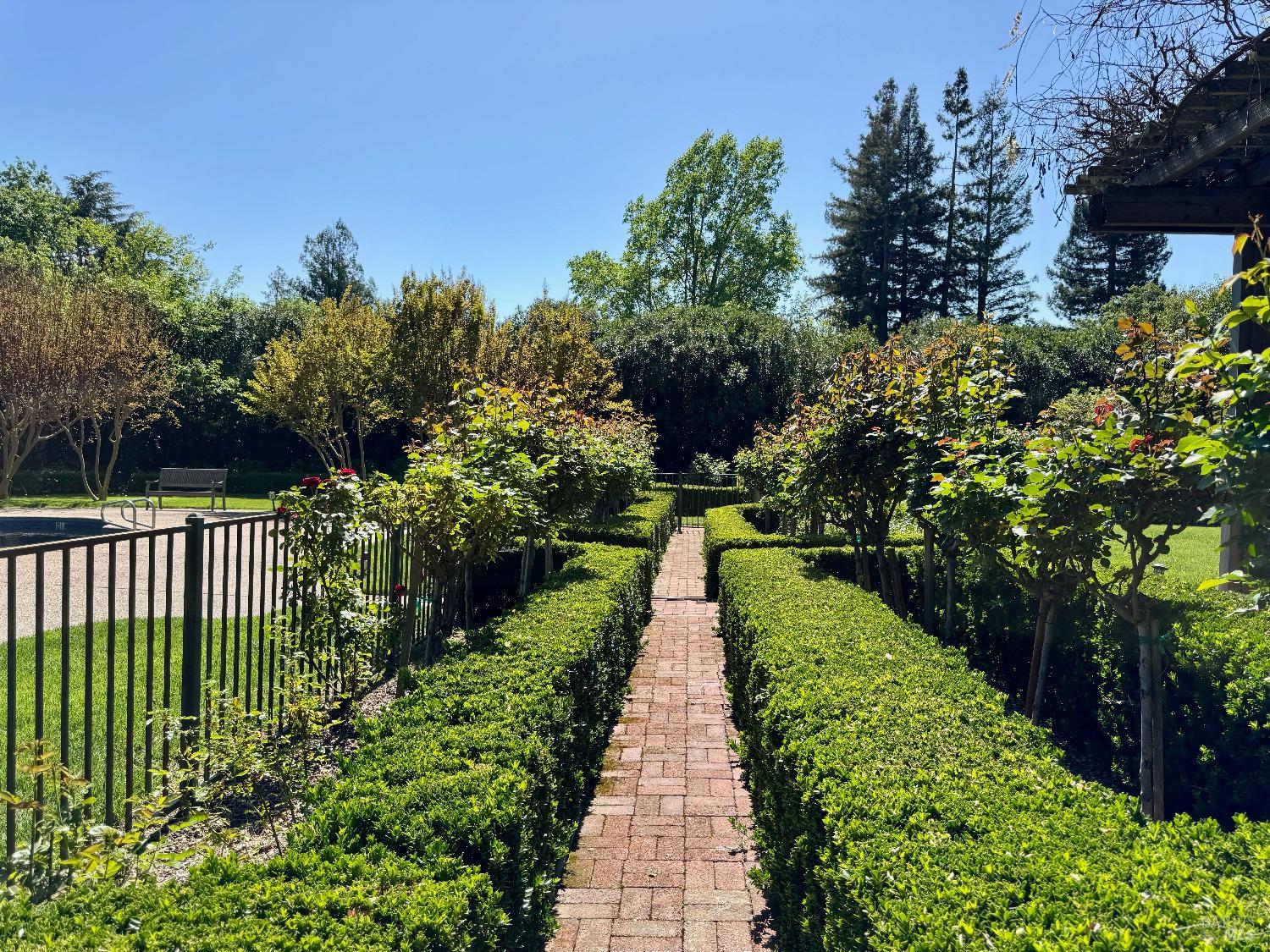 1701 Zinfandel Lane St. Helena CA 94574