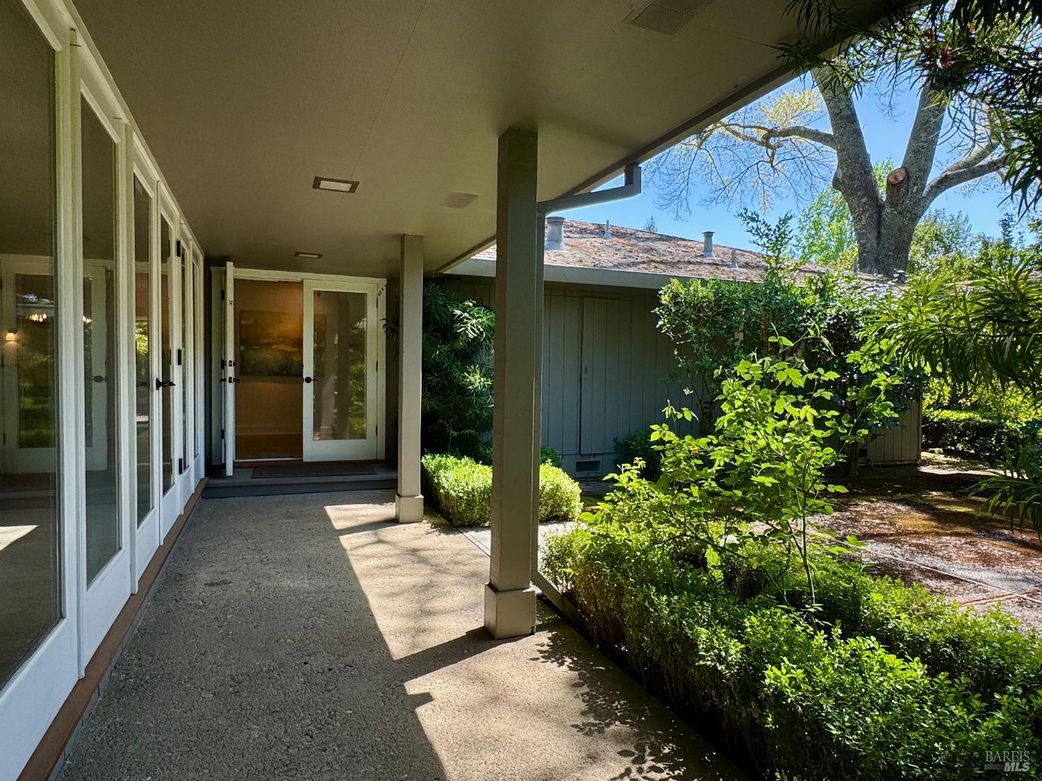 1701 Zinfandel Lane St. Helena CA 94574