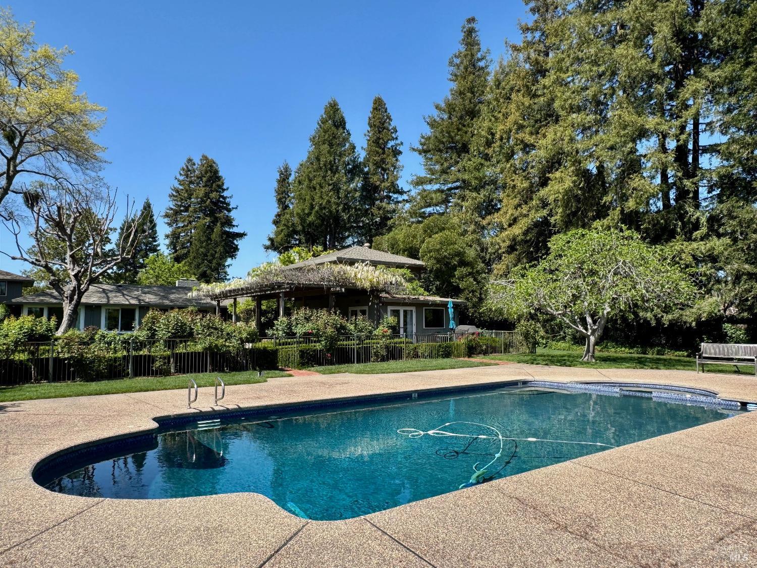 1701 Zinfandel Lane St. Helena CA 94574