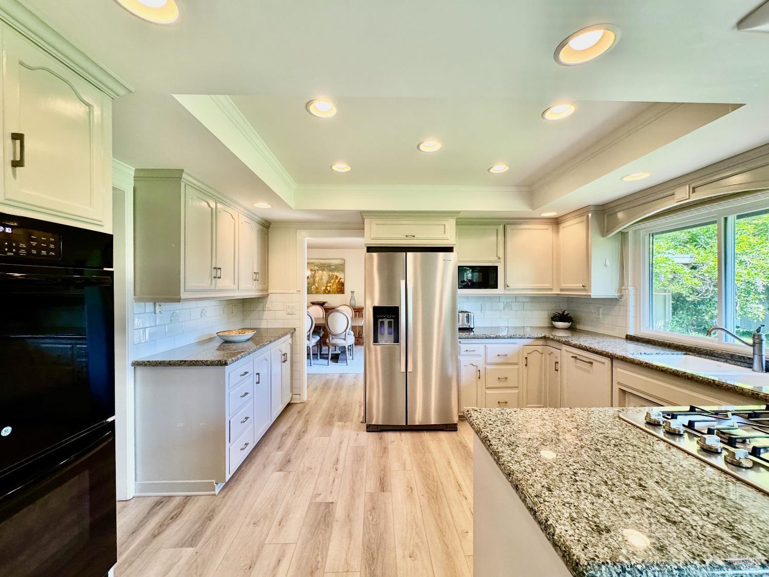 1701 Zinfandel Lane St. Helena CA 94574