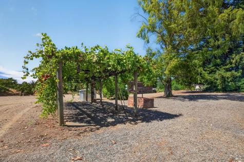 4980 Dry Creek Road Healdsburg CA 95448