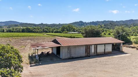 4980 Dry Creek Road Healdsburg CA 95448