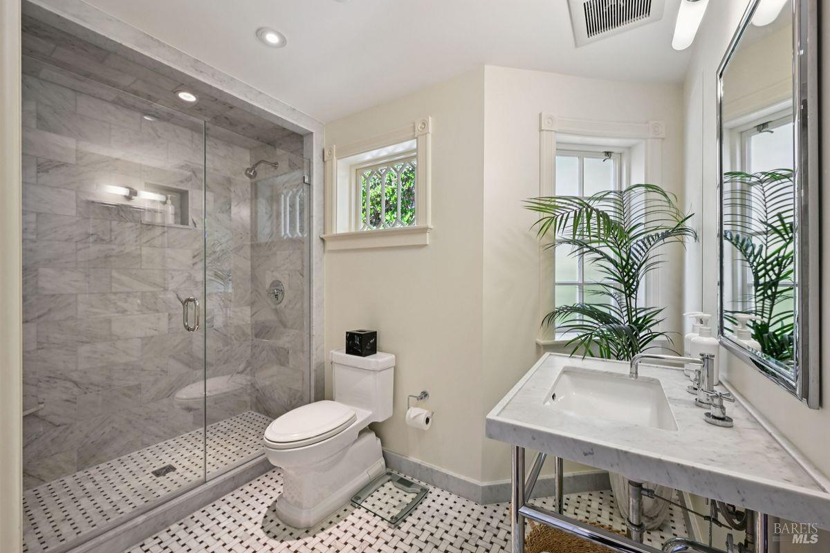 276 Beach Road Belvedere CA 94920