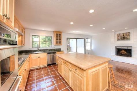 13 Black Oak Lane Novato CA 94947