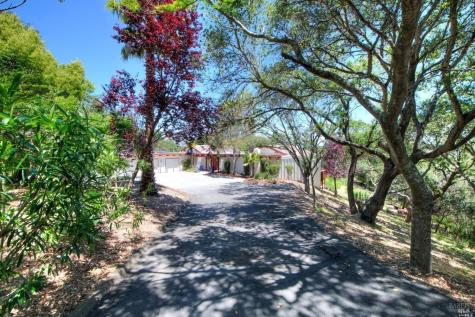 13 Black Oak Lane Novato CA 94947