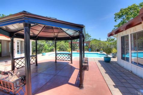 13 Black Oak Lane Novato CA 94947