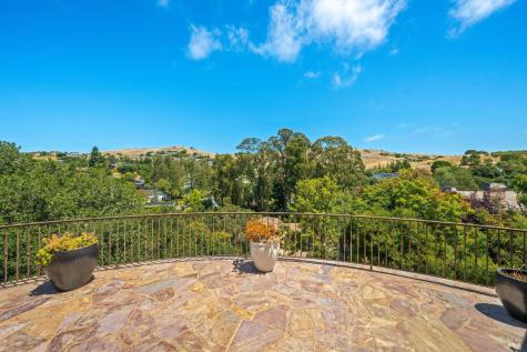 10 Warrens Street Tiburon CA 94920