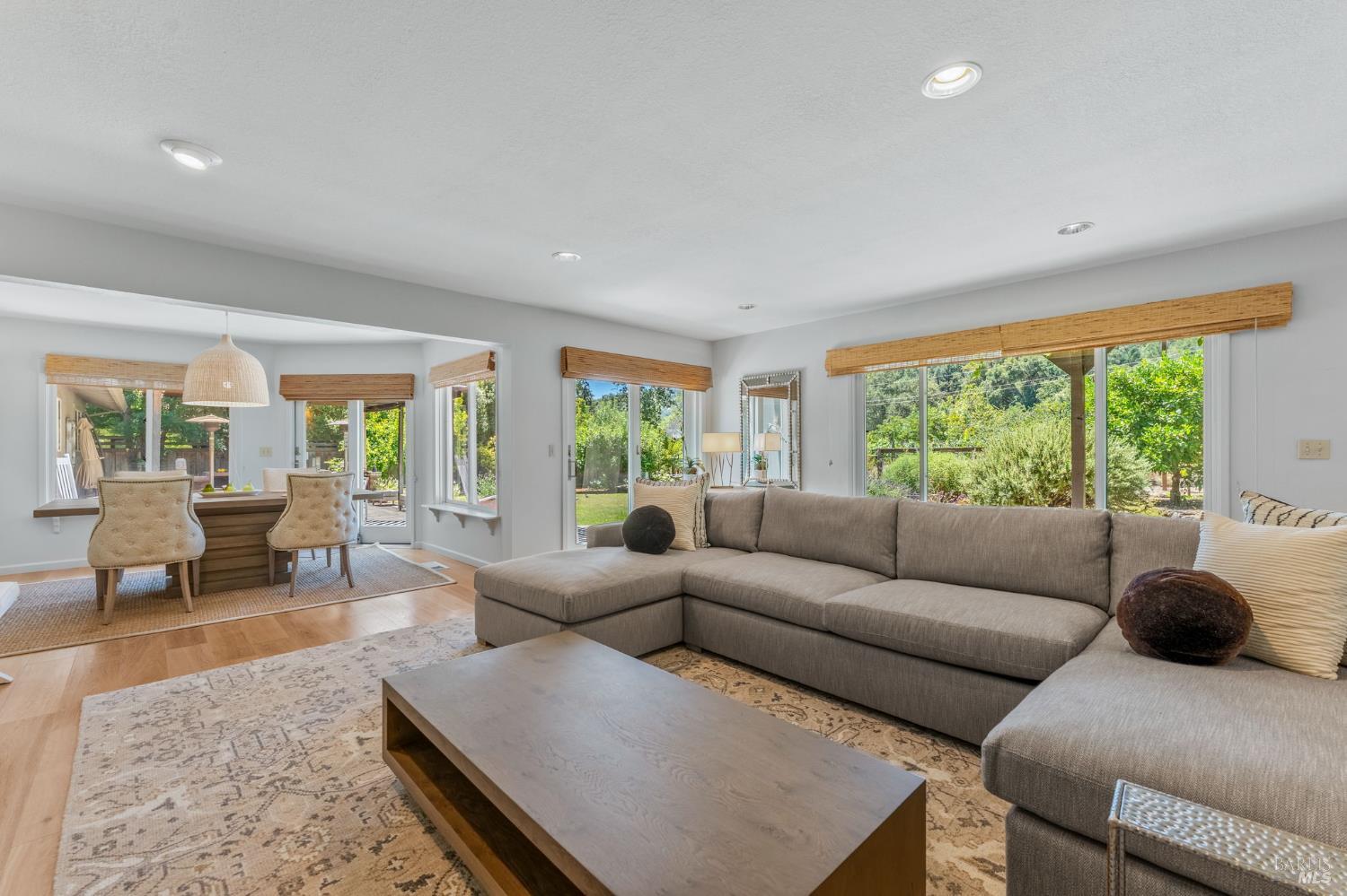 1690 Sylvaner Avenue St. Helena CA 94574
