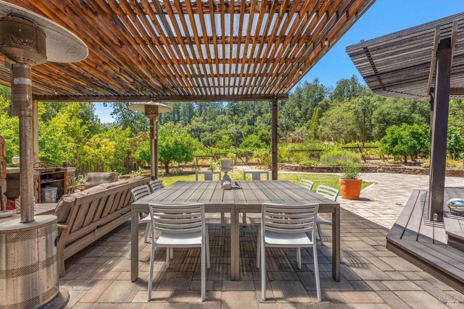 1690 Sylvaner Avenue St. Helena CA 94574