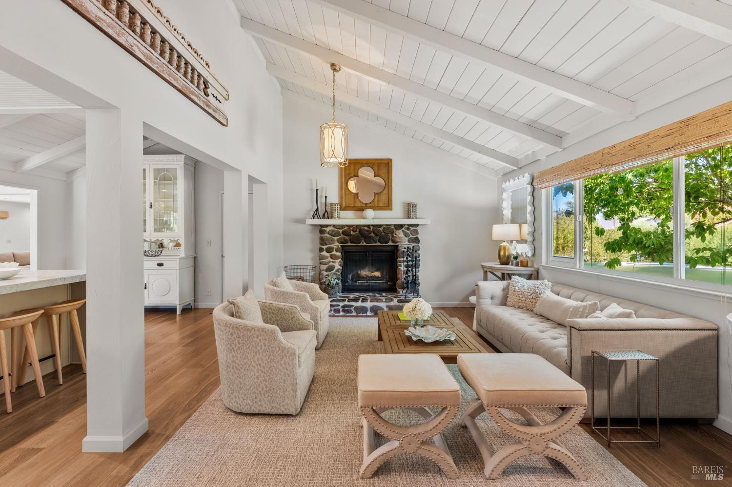 1690 Sylvaner Avenue St. Helena CA 94574