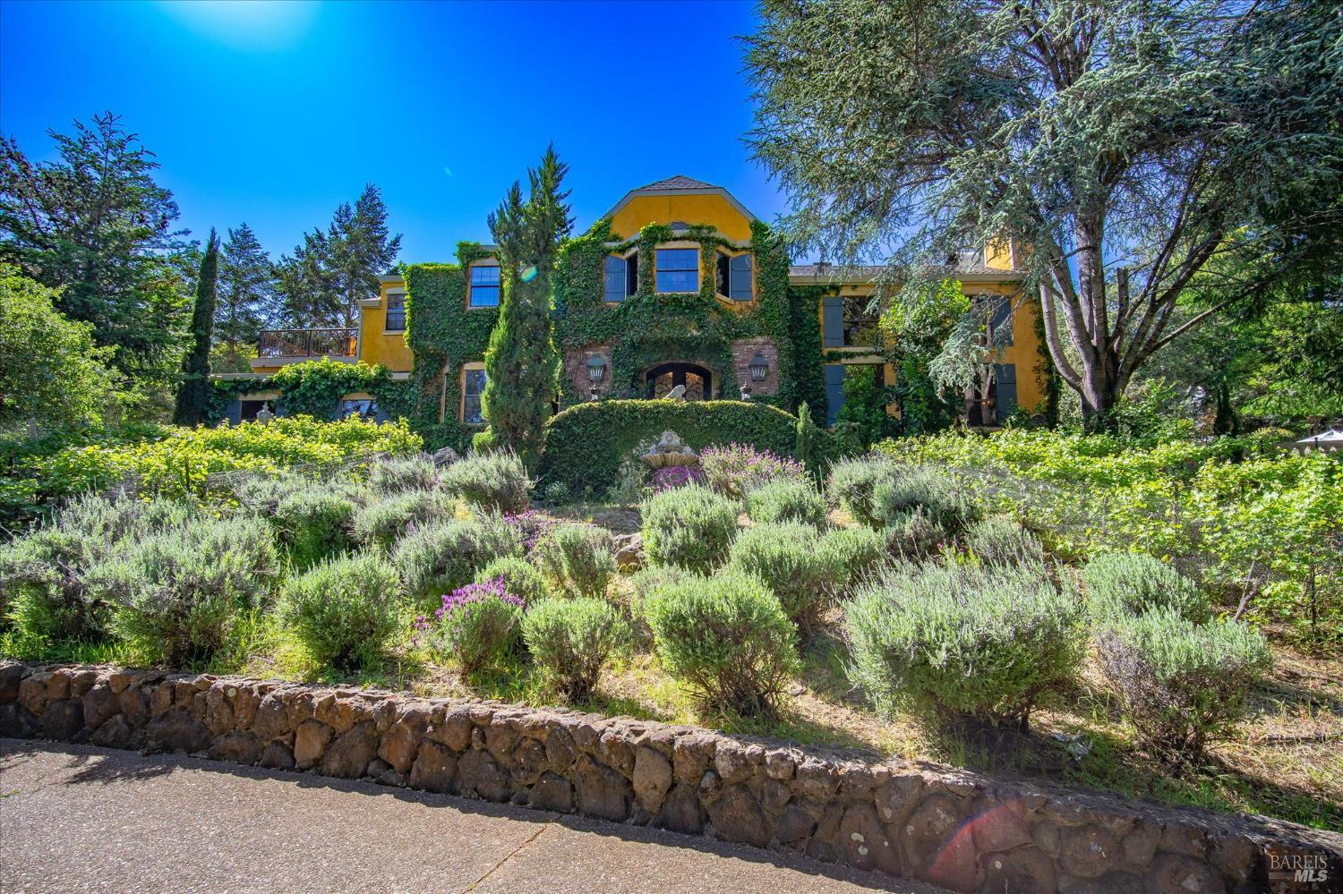 1412 Quail Court Santa Rosa CA 95404