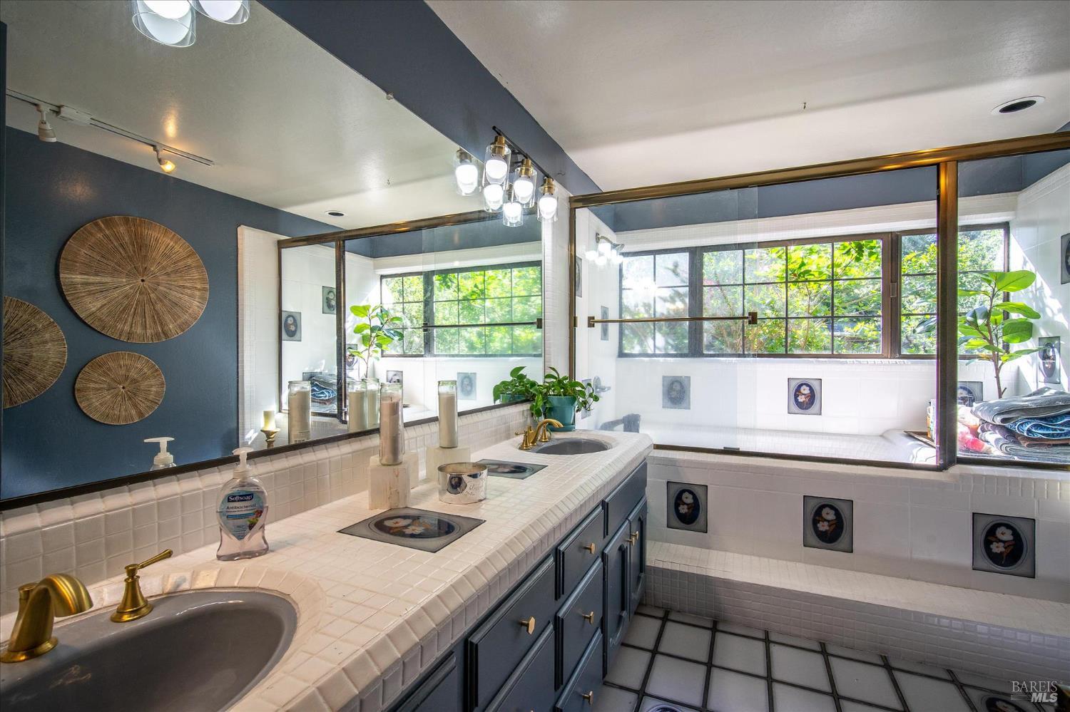 1412 Quail Court Santa Rosa CA 95404