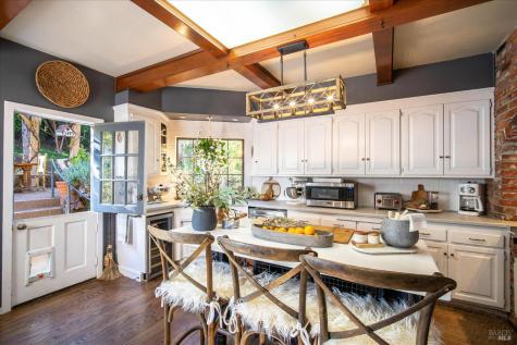 1412 Quail Court Santa Rosa CA 95404