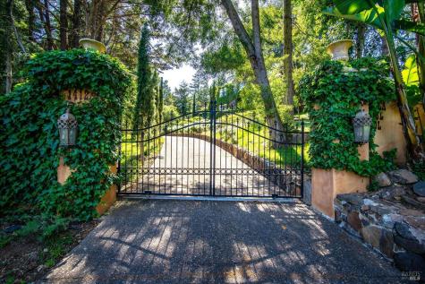1412 Quail Court Santa Rosa CA 95404