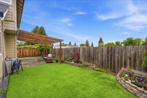 1731 Walnut Creek Drive Santa Rosa CA 95403