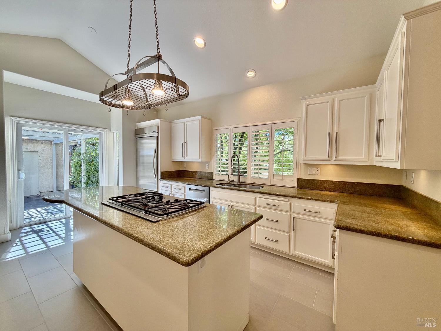 1185 Starr Avenue St. Helena CA 94574