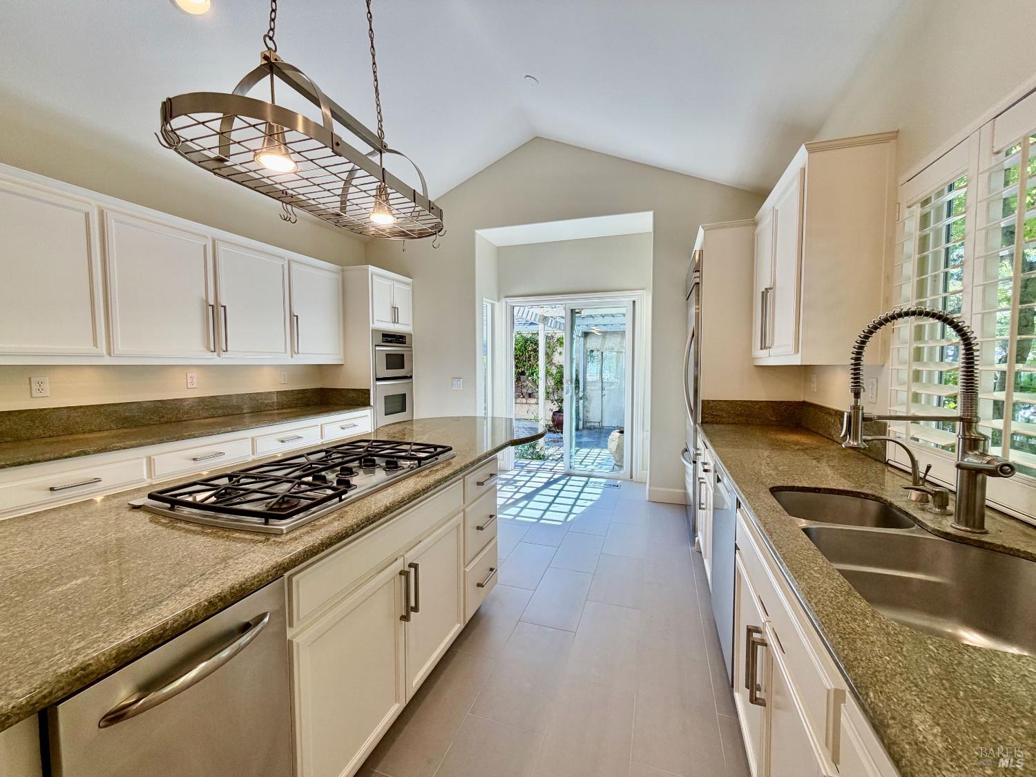 1185 Starr Avenue St. Helena CA 94574