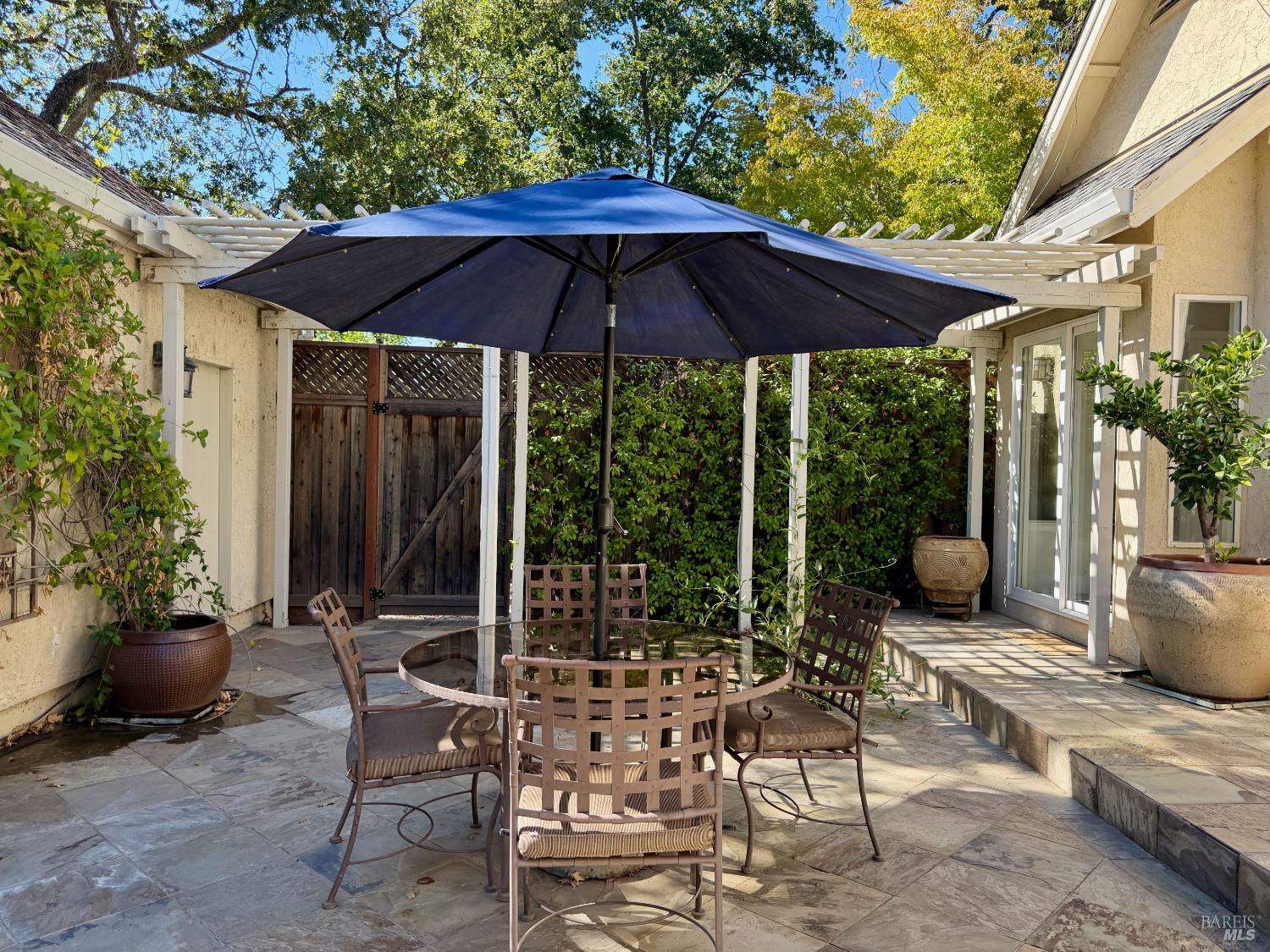 1185 Starr Avenue St. Helena CA 94574