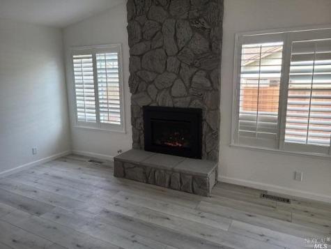 118 Van Buren Court Novato CA 94947