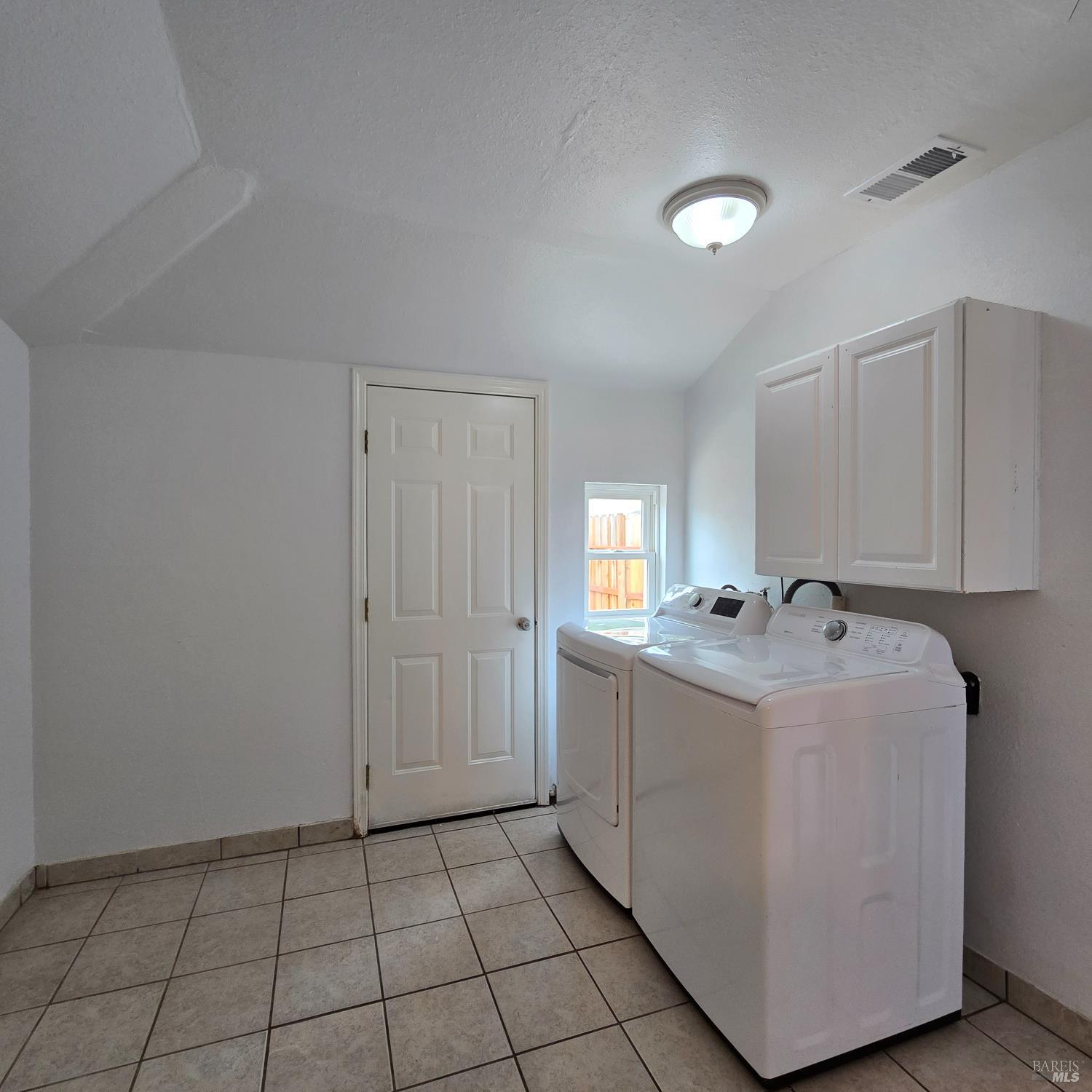102 Laurel Street Vacaville CA 95688
