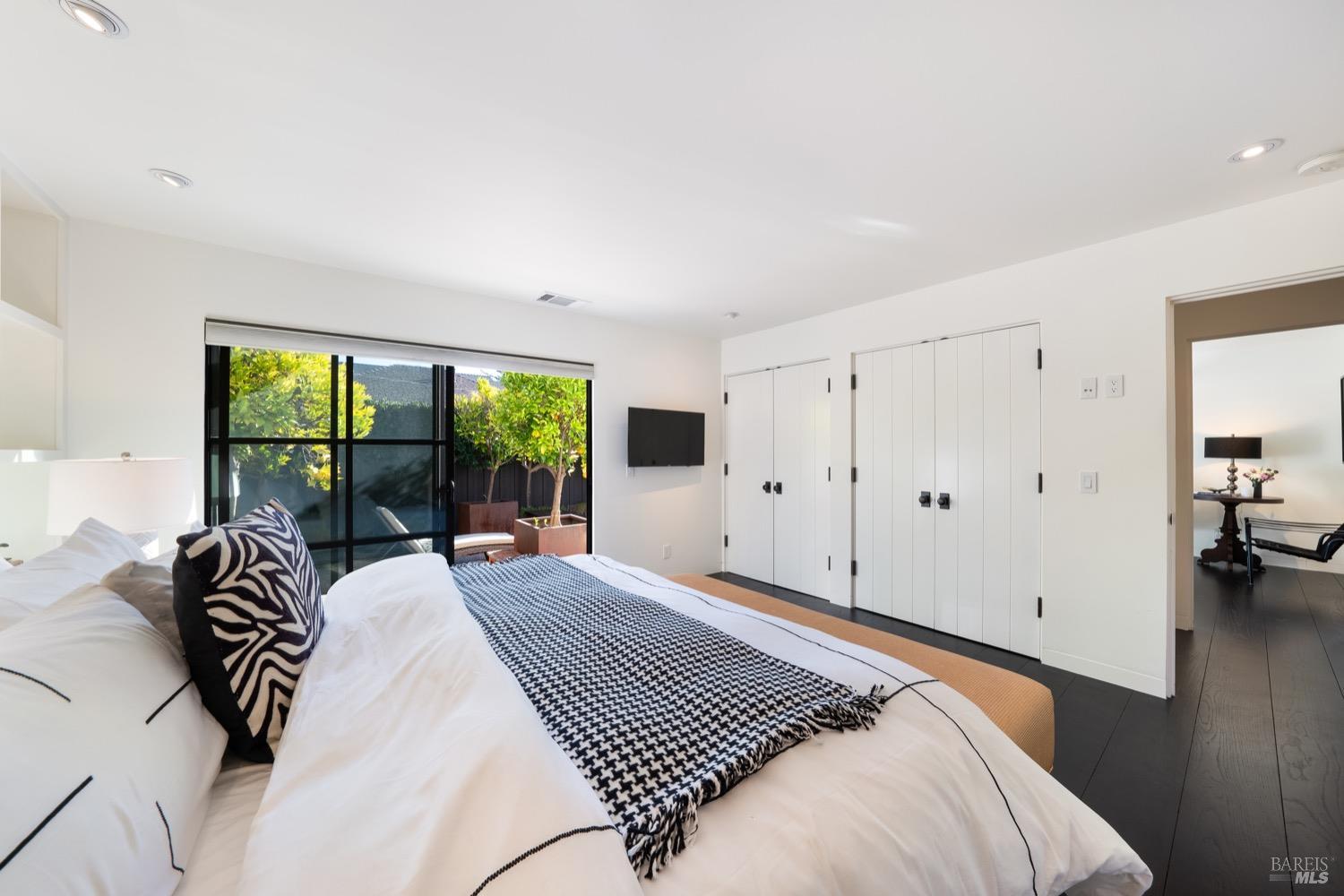 1811 Hillview Place St. Helena CA 94574