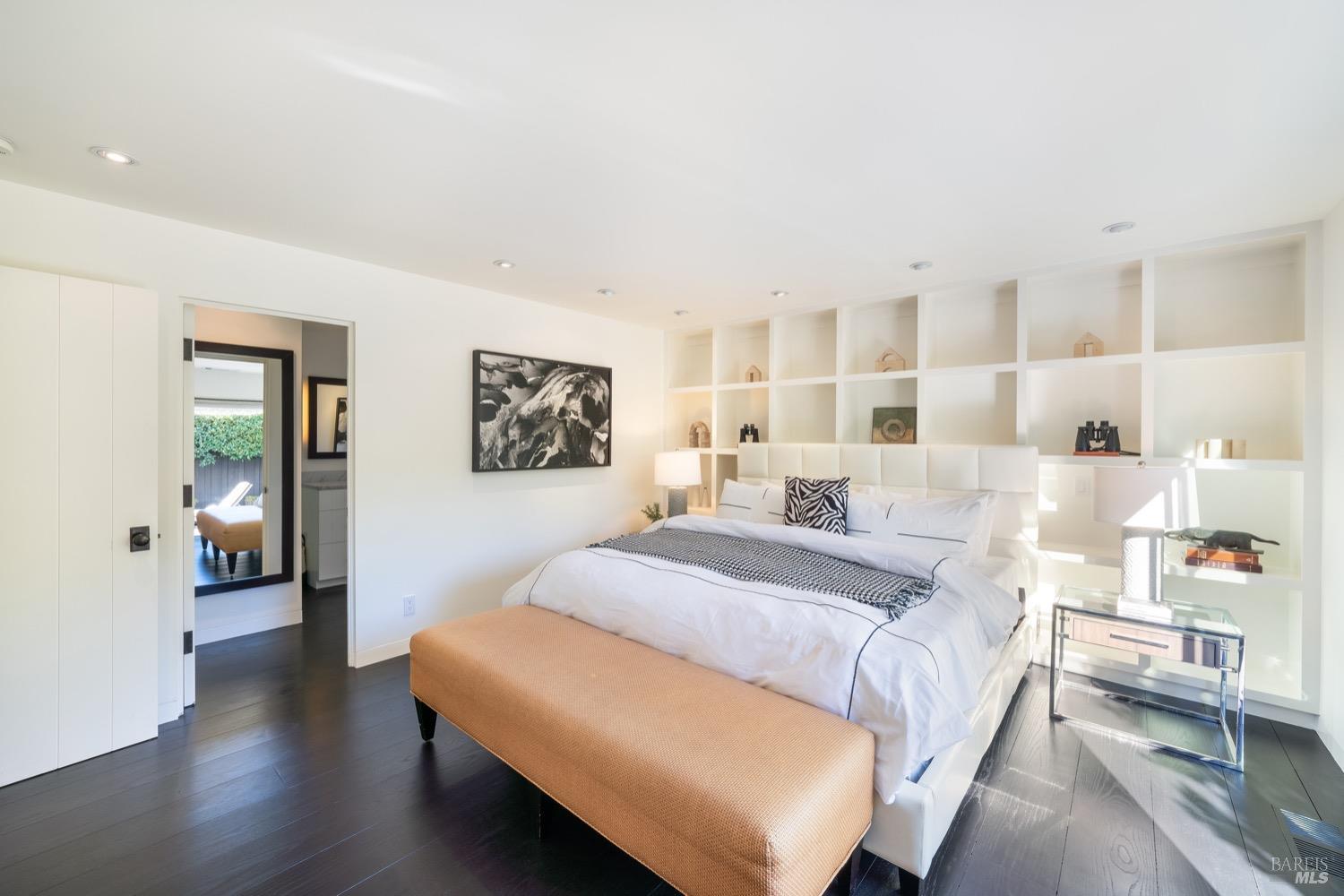 1811 Hillview Place St. Helena CA 94574