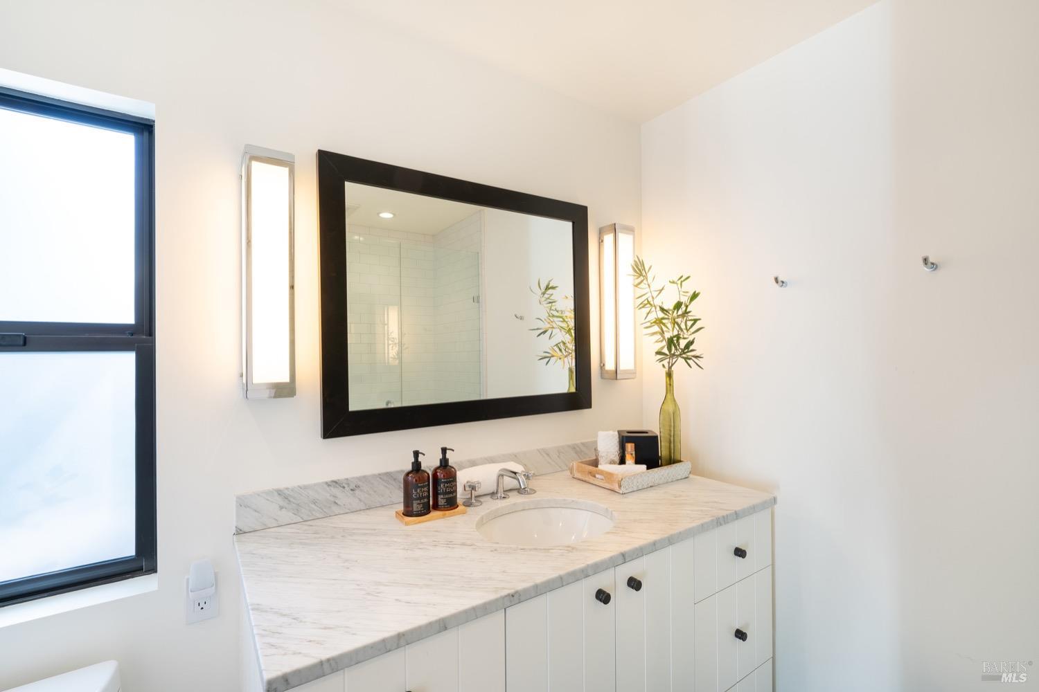 1811 Hillview Place St. Helena CA 94574