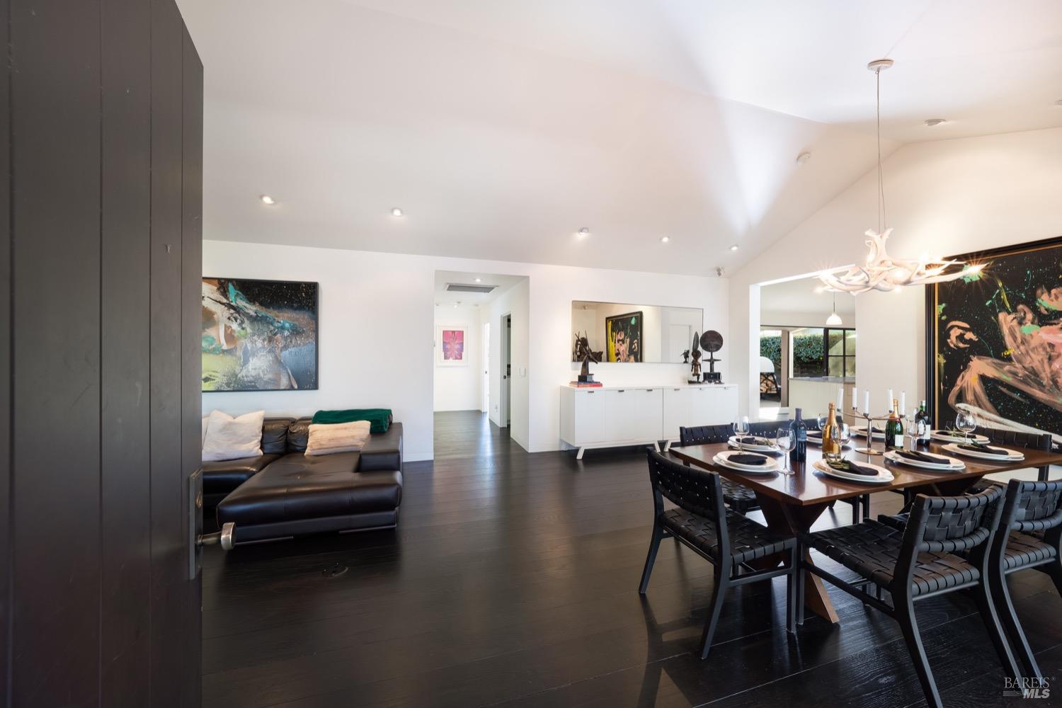 1811 Hillview Place St. Helena CA 94574