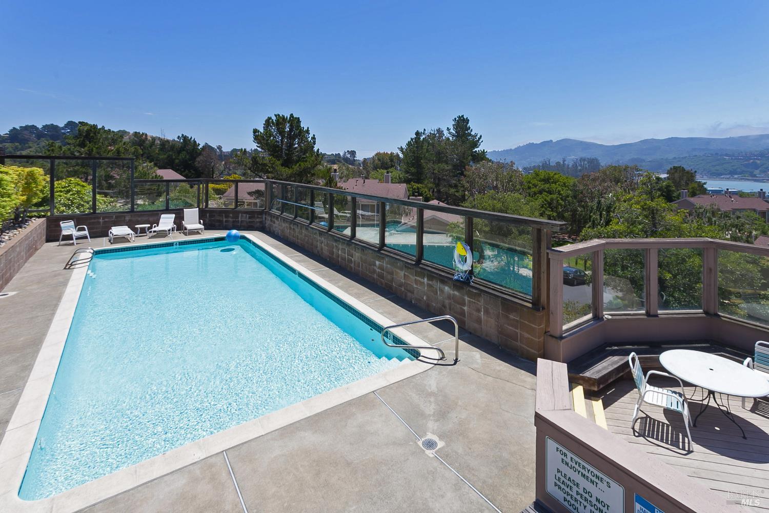 521 Seaver Drive Mill Valley CA 94941