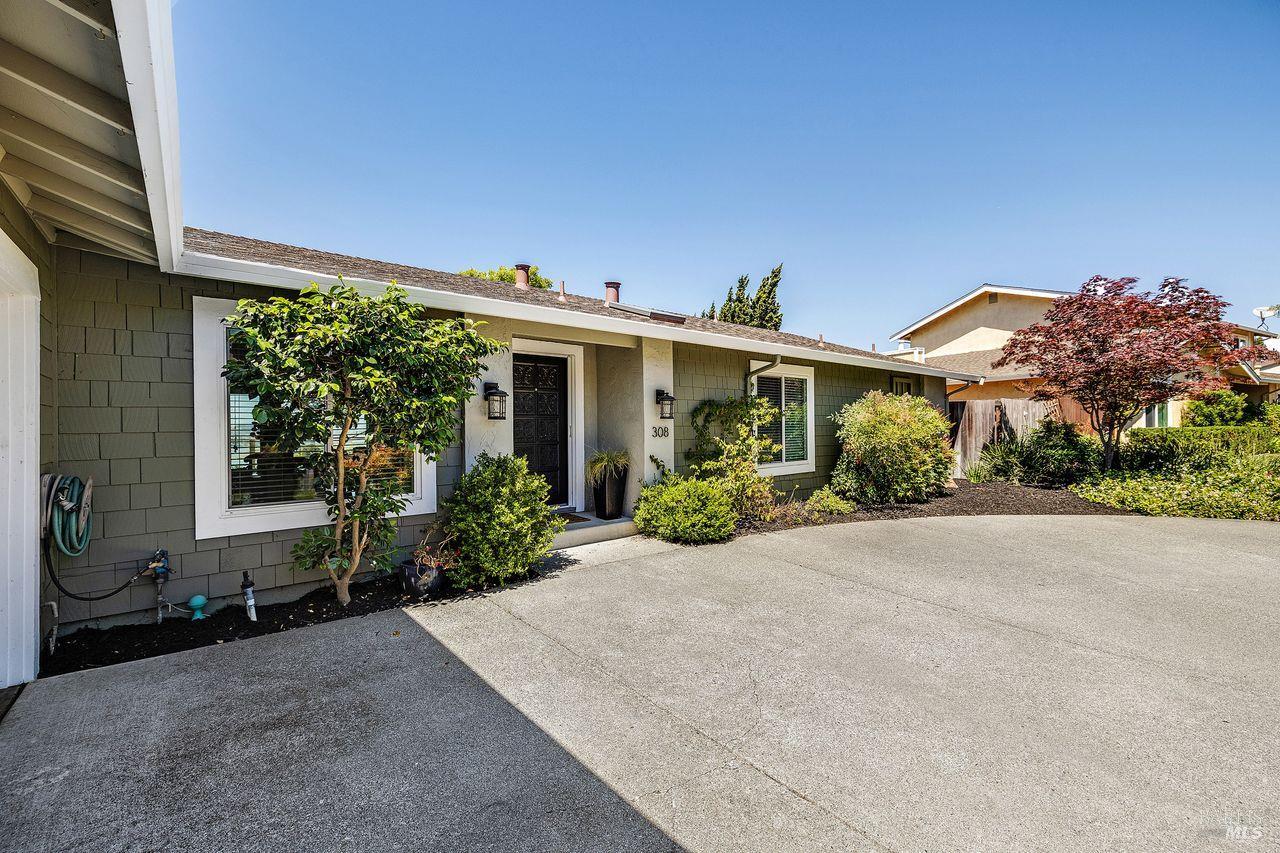 308 Panorama Court Benicia CA 94510