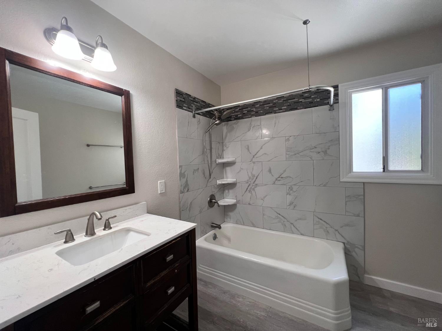 2109 Montecito Avenue Santa Rosa CA 95404