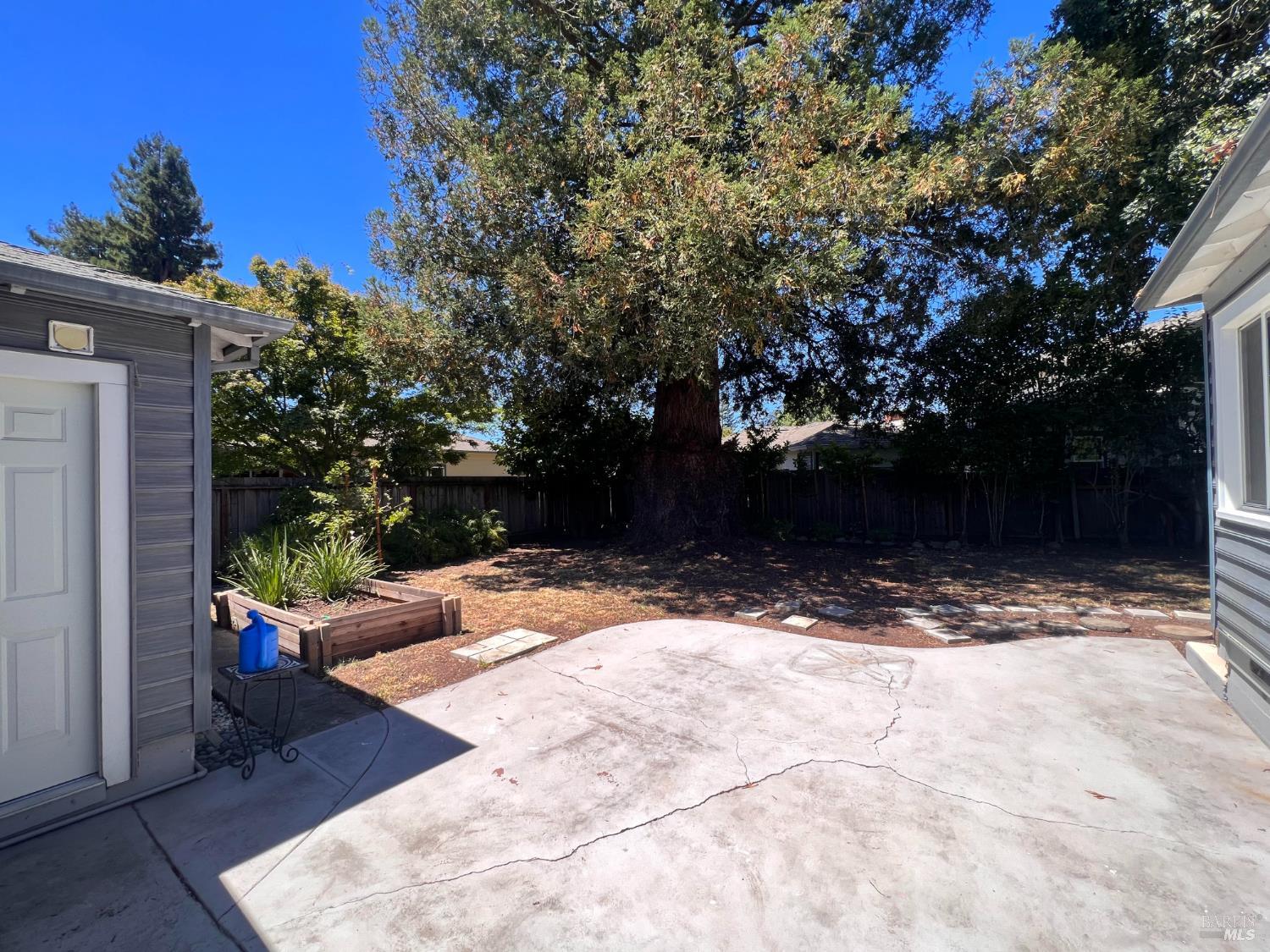 2109 Montecito Avenue Santa Rosa CA 95404