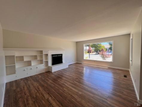 2109 Montecito Avenue Santa Rosa CA 95404