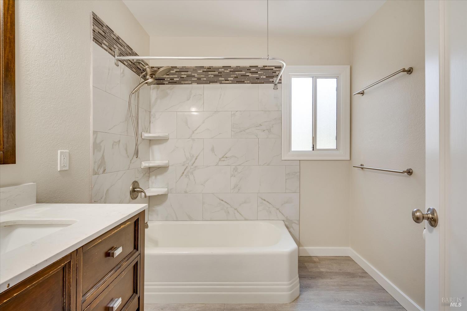 2109 Montecito Avenue Santa Rosa CA 95404
