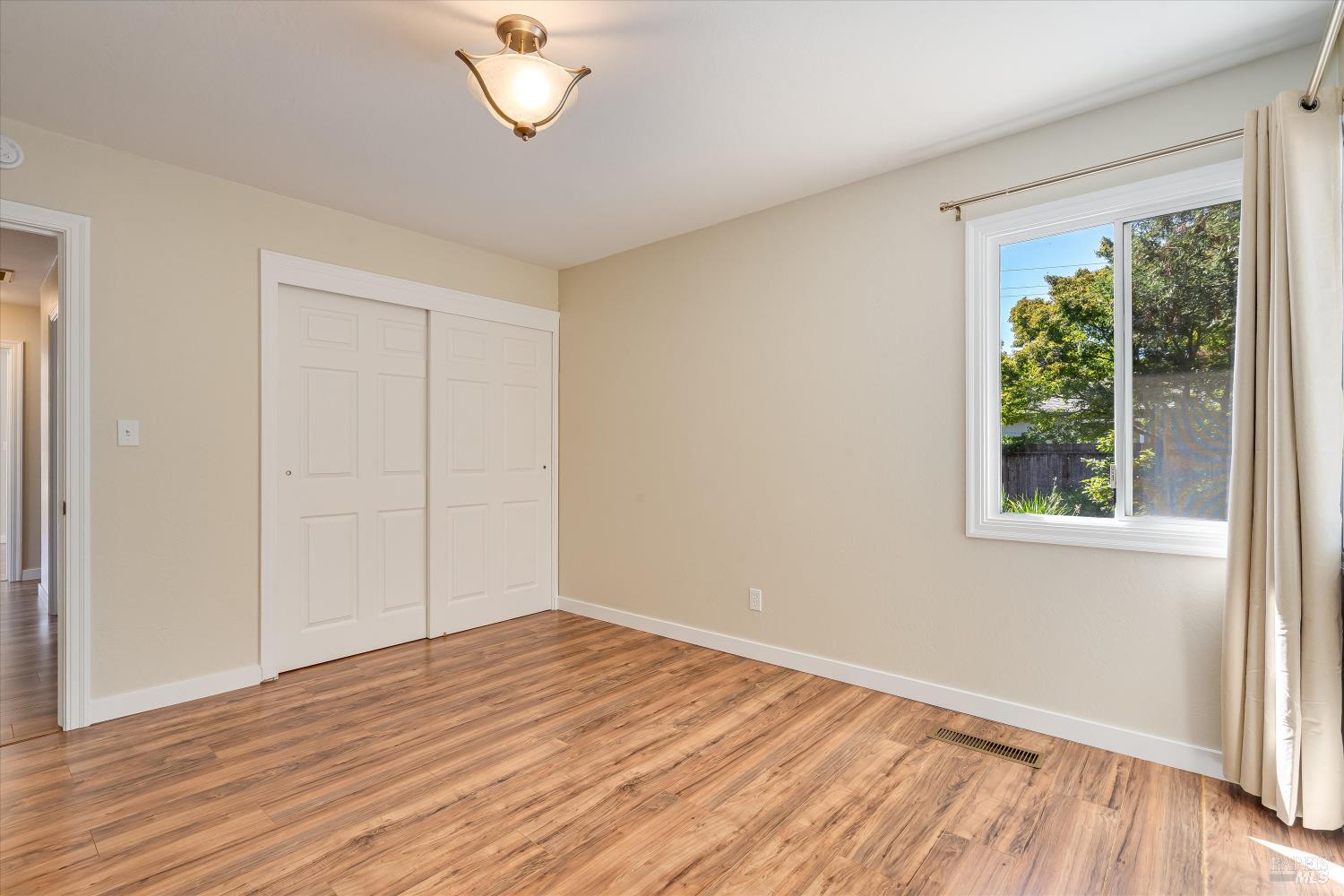 2109 Montecito Avenue Santa Rosa CA 95404