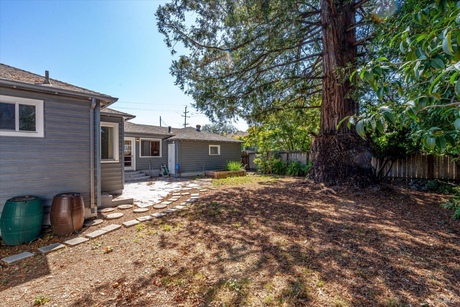 2109 Montecito Avenue Santa Rosa CA 95404