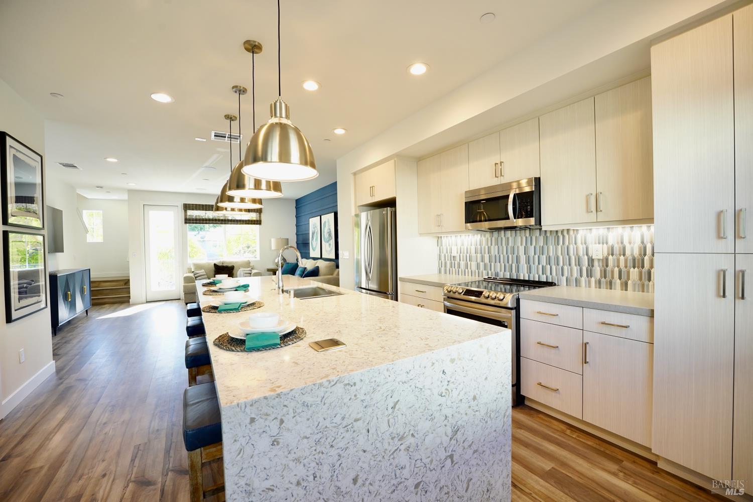106 Rockview Road Novato CA 94949